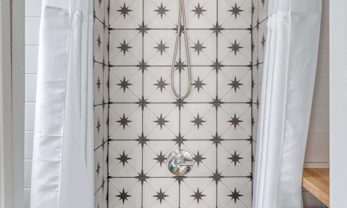 Photo of Bathroom in Overlook