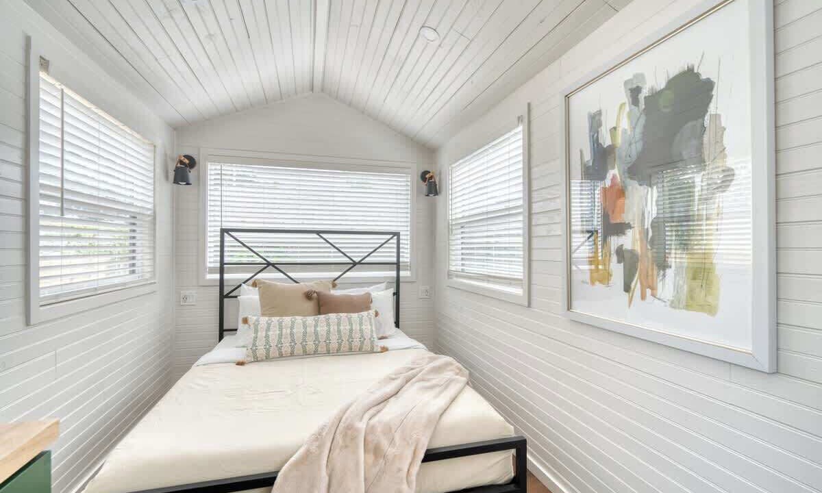 Photo of Bedroom in Overlook