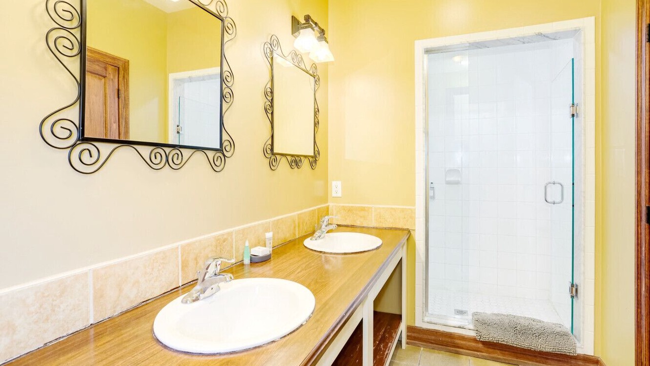 Photo of Bathroom in The Blue Mountains