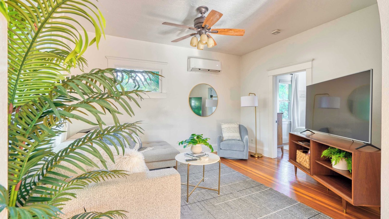 Photo of Livingroom in King