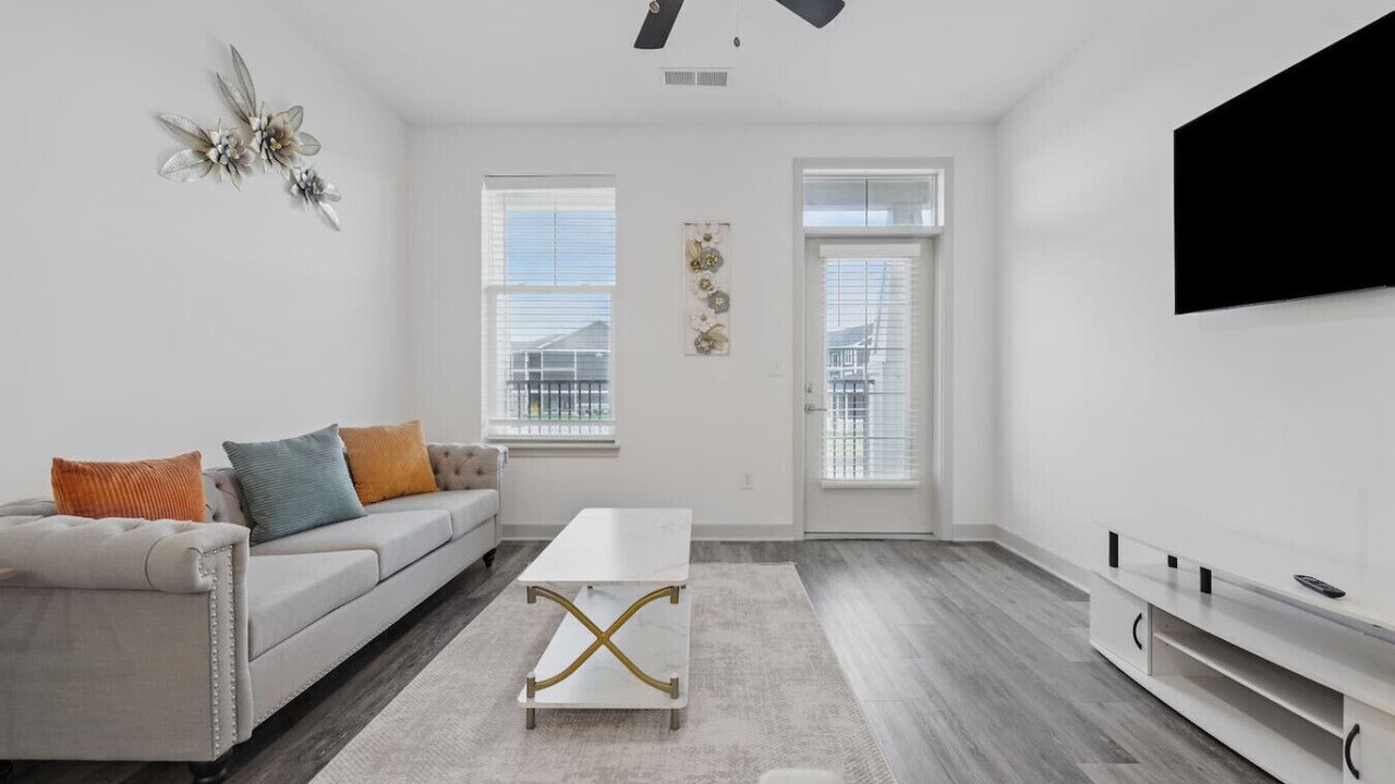 Photo of Livingroom in Whitestown