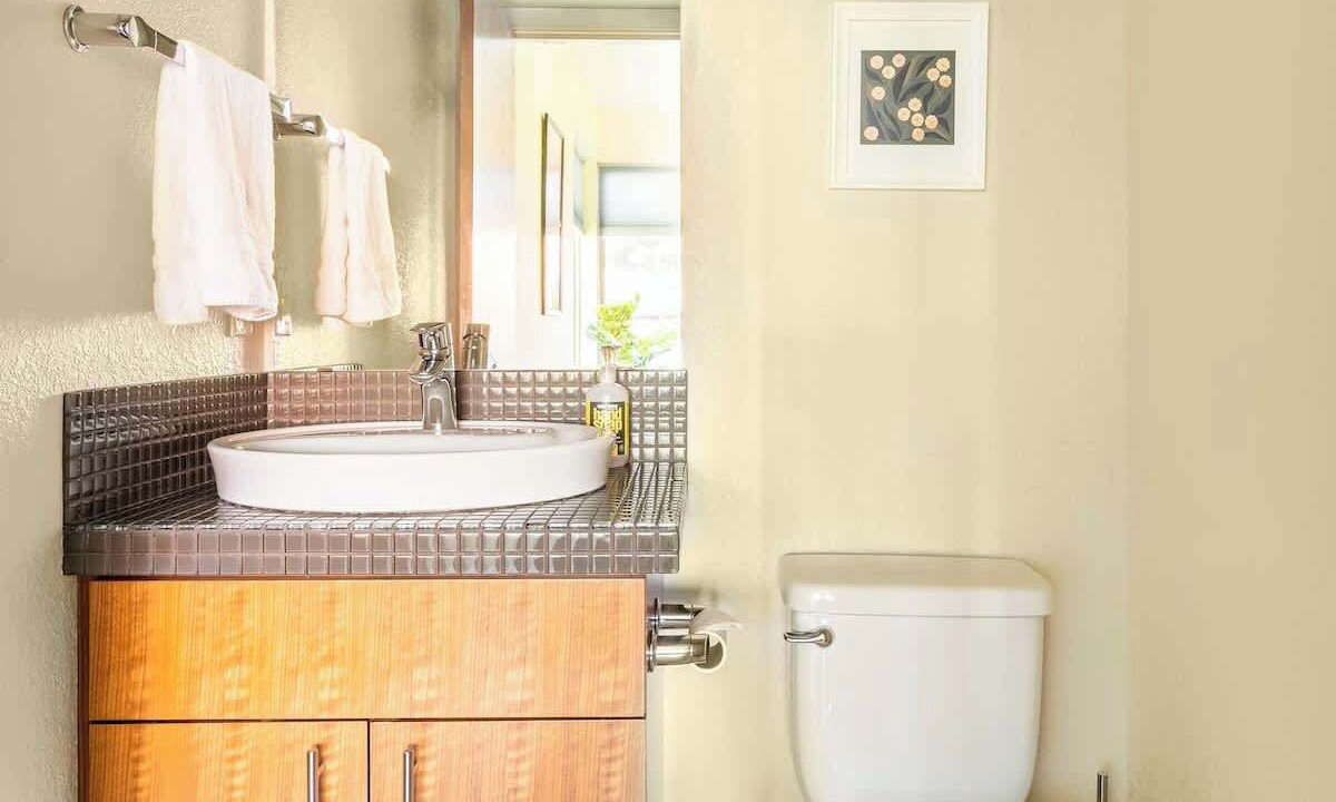 Photo of Bathroom in King