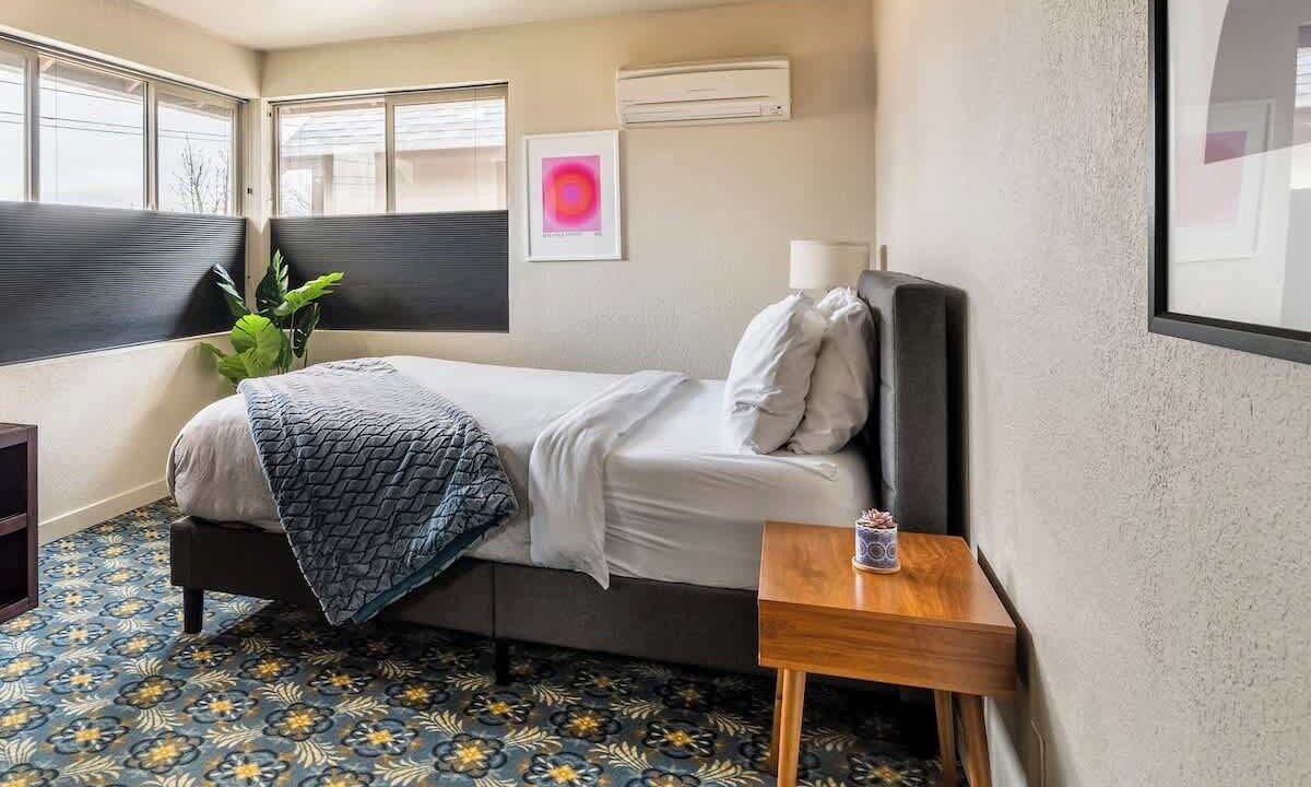Photo of Bedroom in King