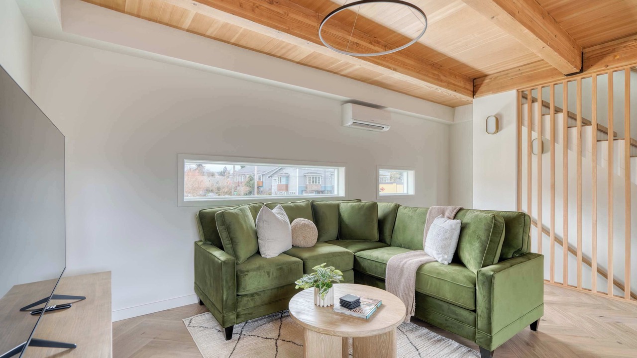 Photo of Livingroom in Alberta Arts District