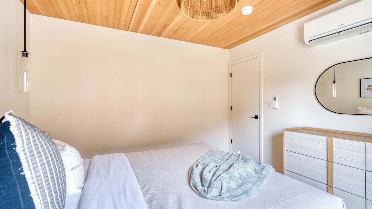 Photo of Bedroom in Alberta Arts District