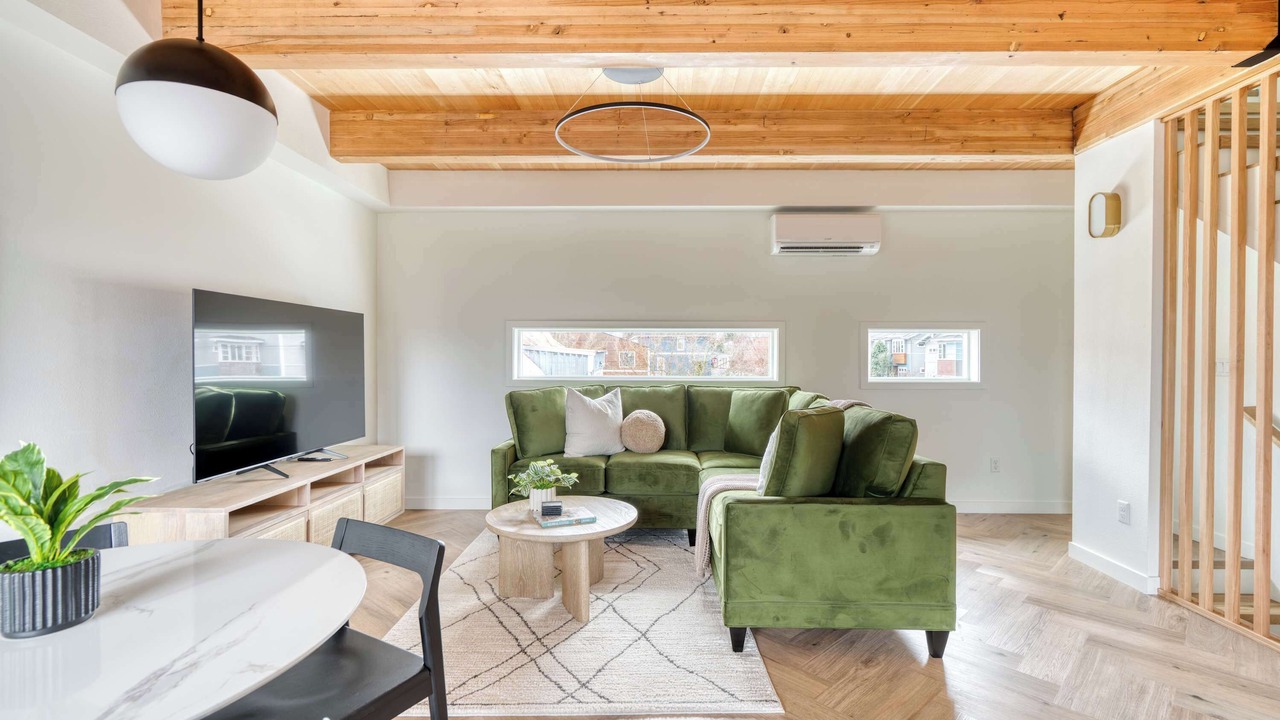 Photo of Livingroom in Alberta Arts District