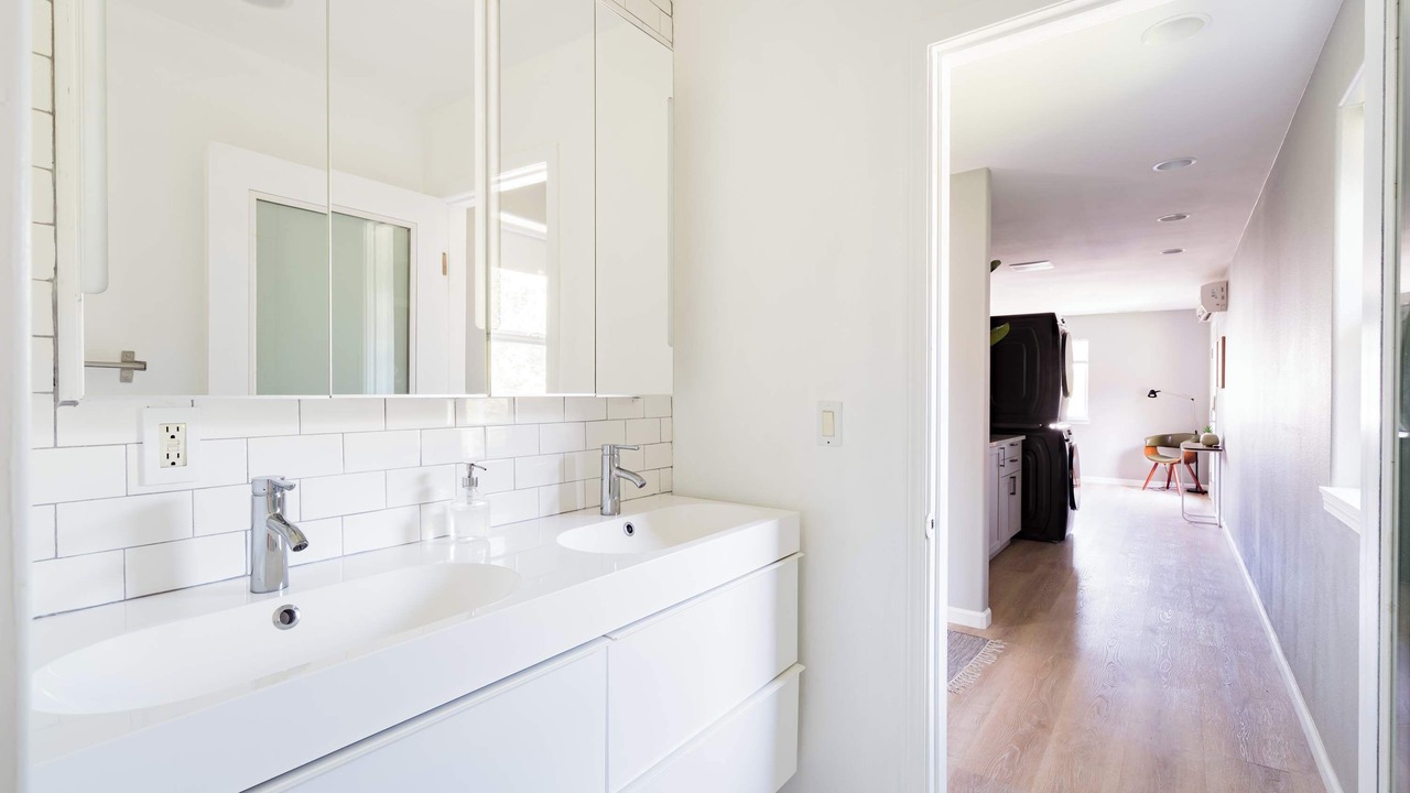 Photo of Bathroom in Alphabet Historic District