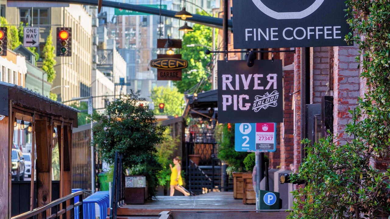 Photo of Others in Alphabet Historic District