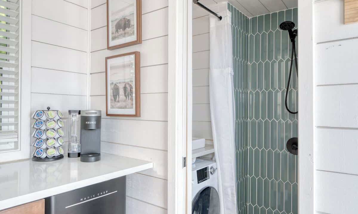 Photo of Others in Overlook