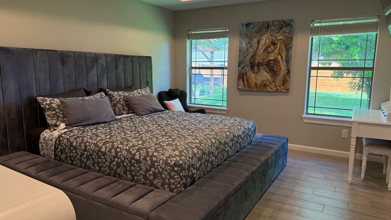 Photo of Bedroom in Edinburg