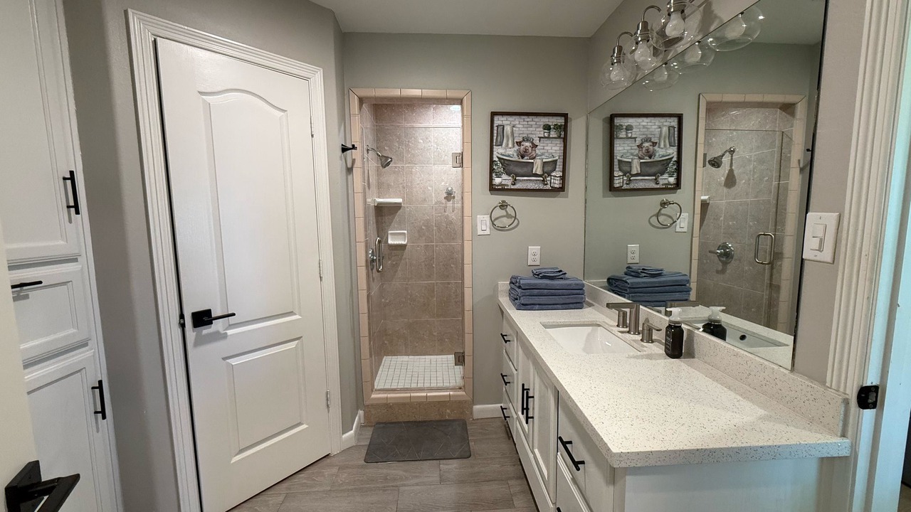 Photo of Bathroom in Edinburg