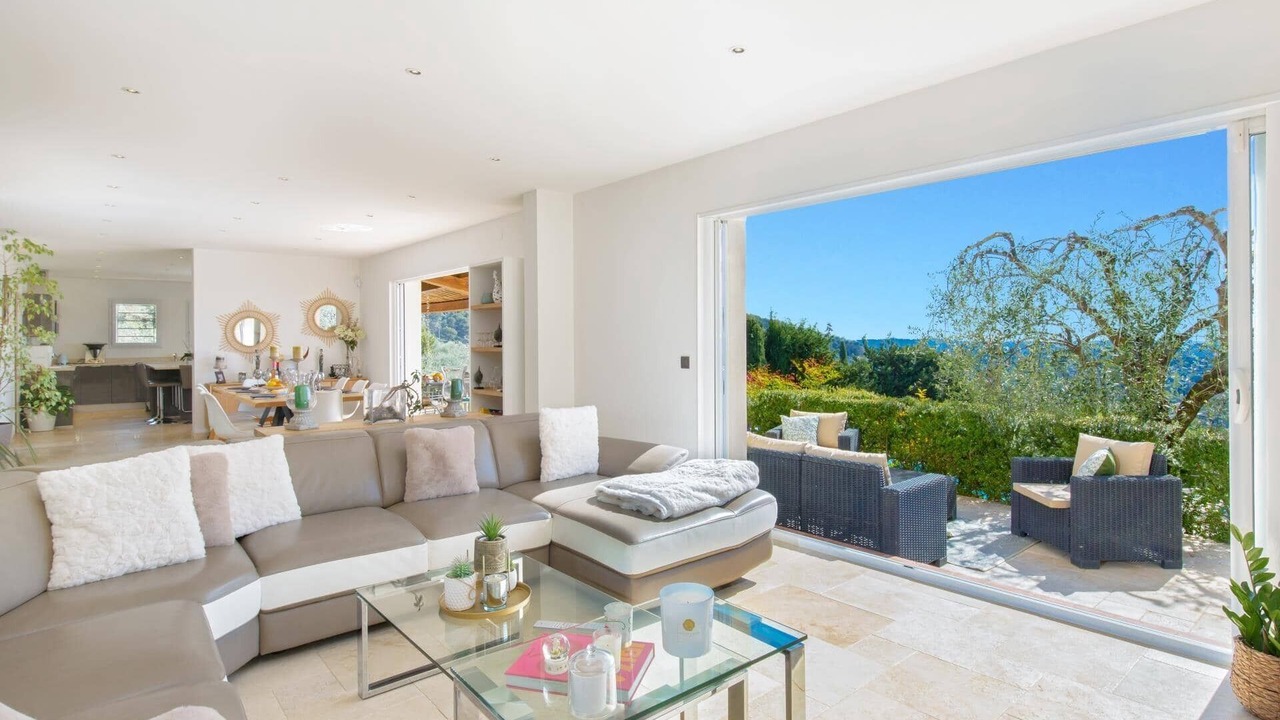 Photo of Others in Cabris