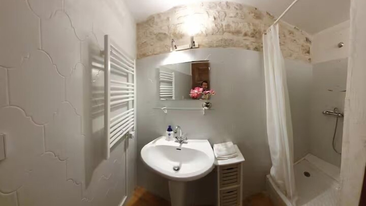 Photo of Bathroom in Saint-Privat-de-Champclos