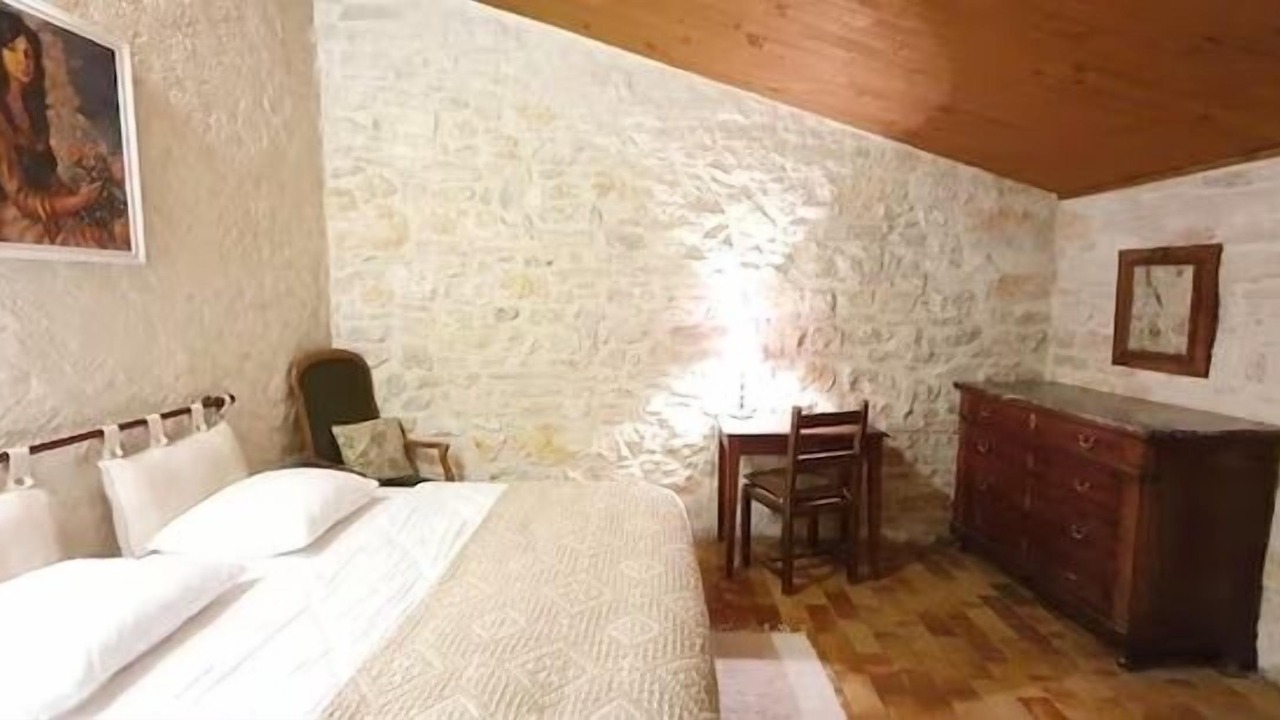 Photo of Bedroom in Saint-Privat-de-Champclos