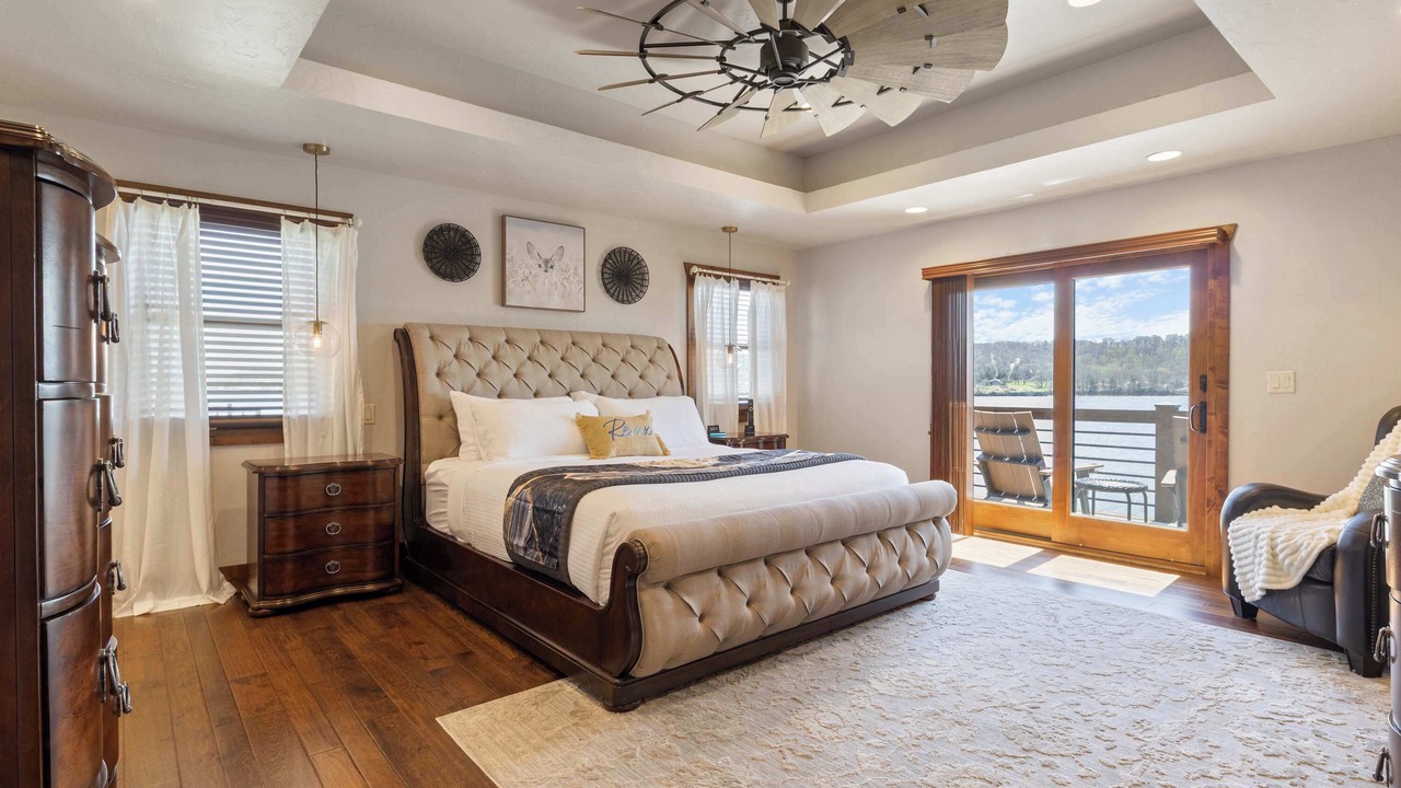 Photo of Bedroom in Sunrise Beach