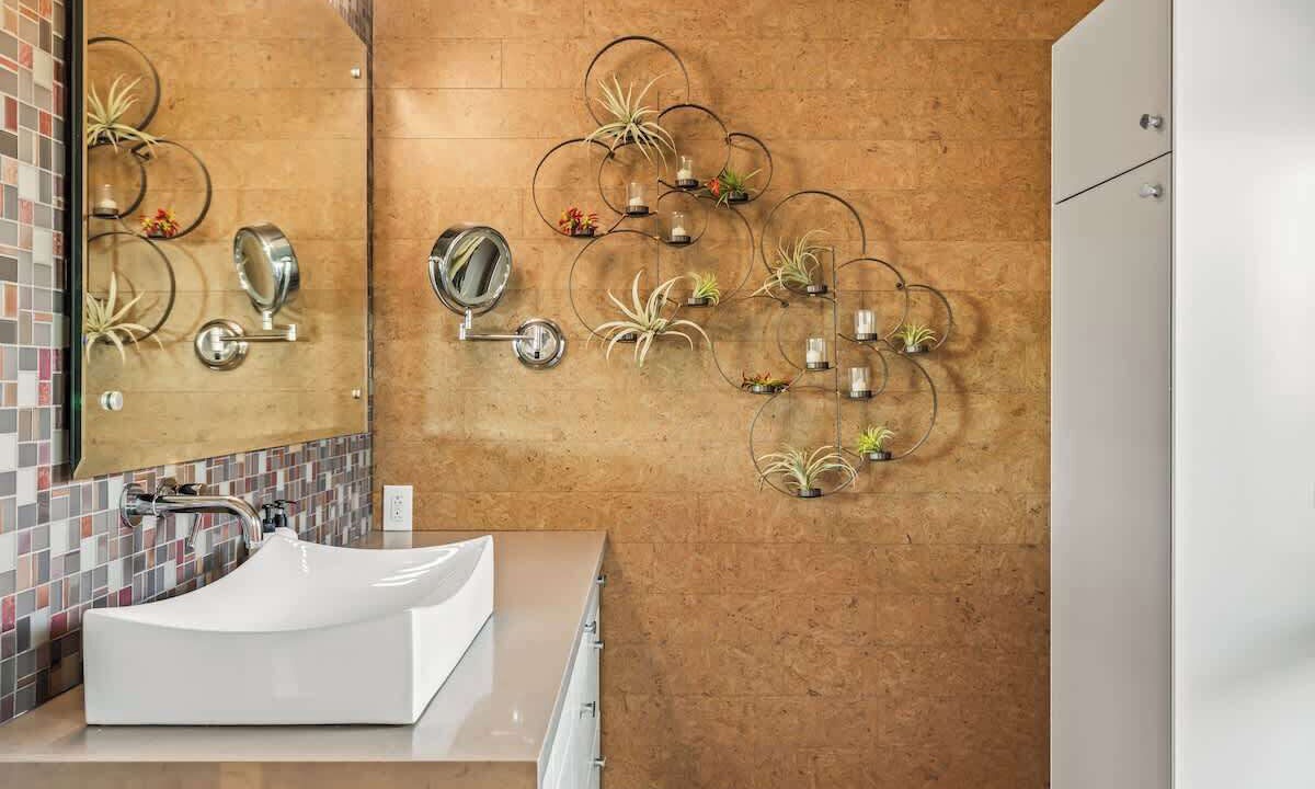 Photo of Bathroom in Yucca Valley