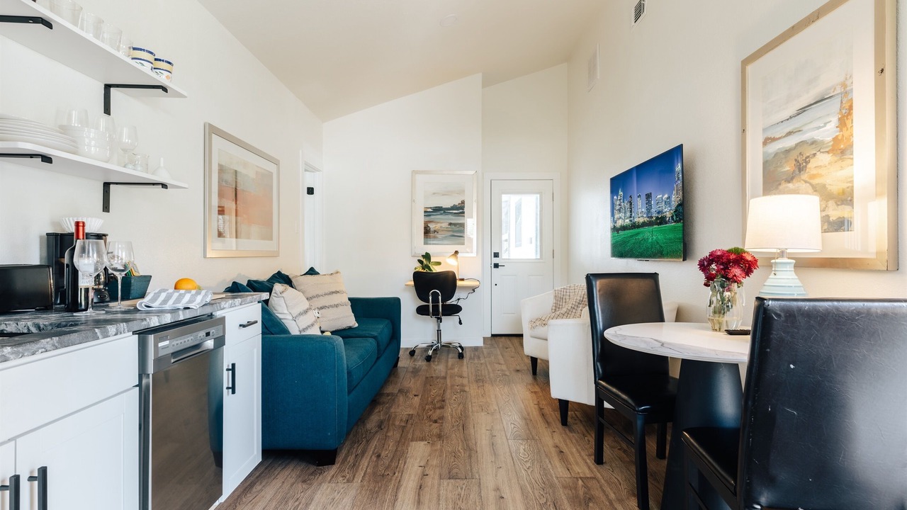 Photo of Livingroom in Sweetbriar