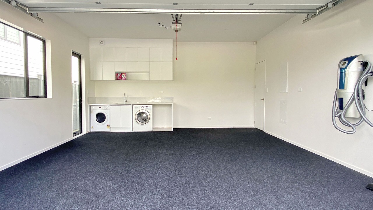 Photo of Others in Flat Bush