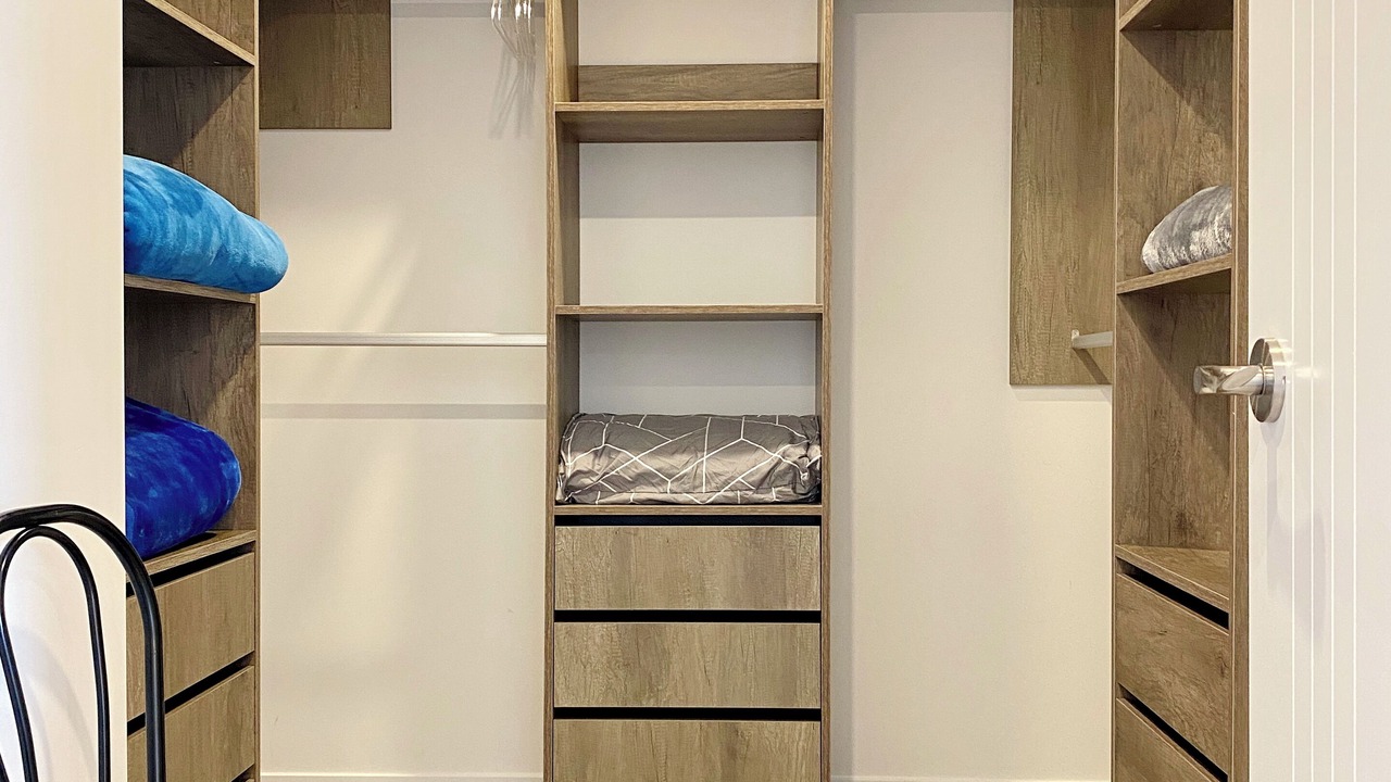 Photo of Bedroom in Flat Bush