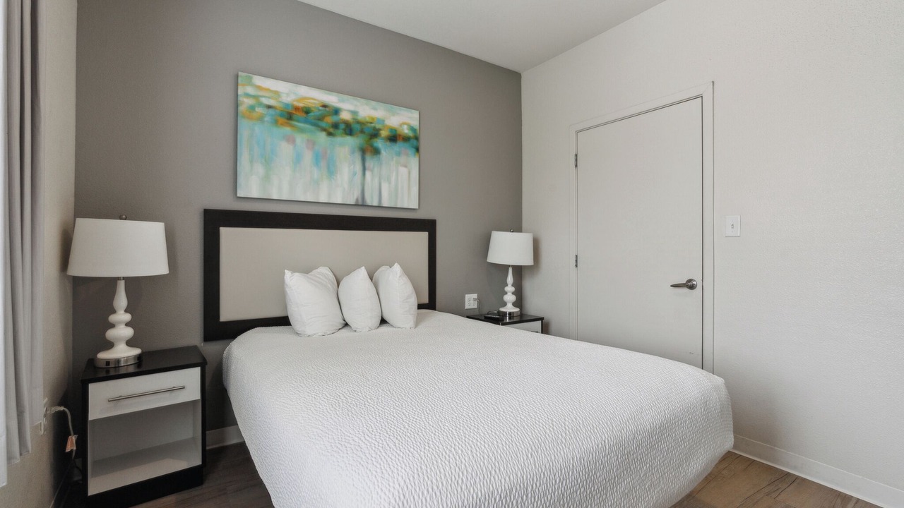 Photo of Bedroom in Far North Central