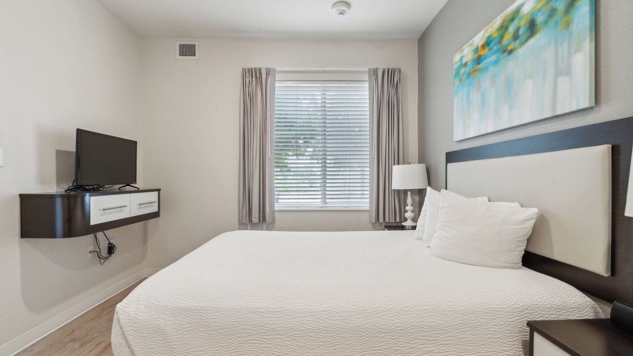 Photo of Bedroom in Far North Central