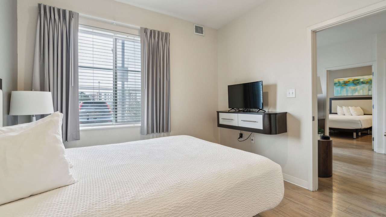 Photo of Bedroom in Far North Central