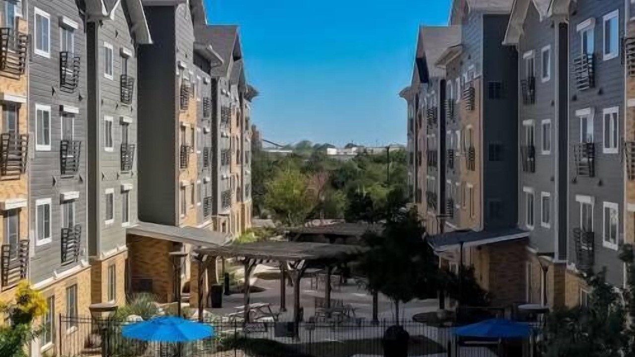 Photo of Outdoor in Far North Central