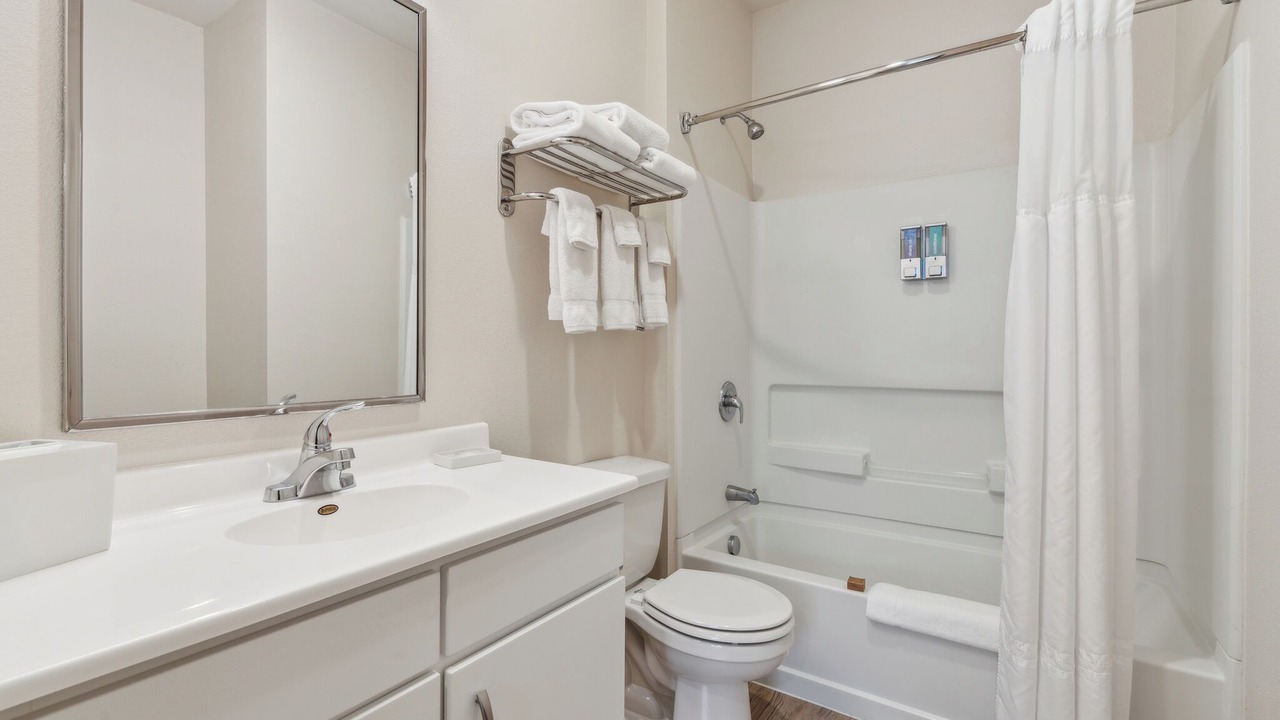 Photo of Bathroom in Far North Central