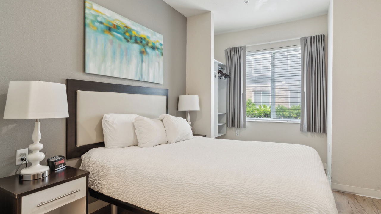 Photo of Bedroom in Far North Central