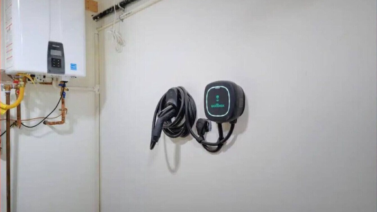 Photo of Others in Dimond