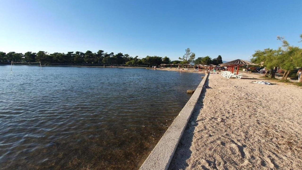 Photo of Others in Raslina
