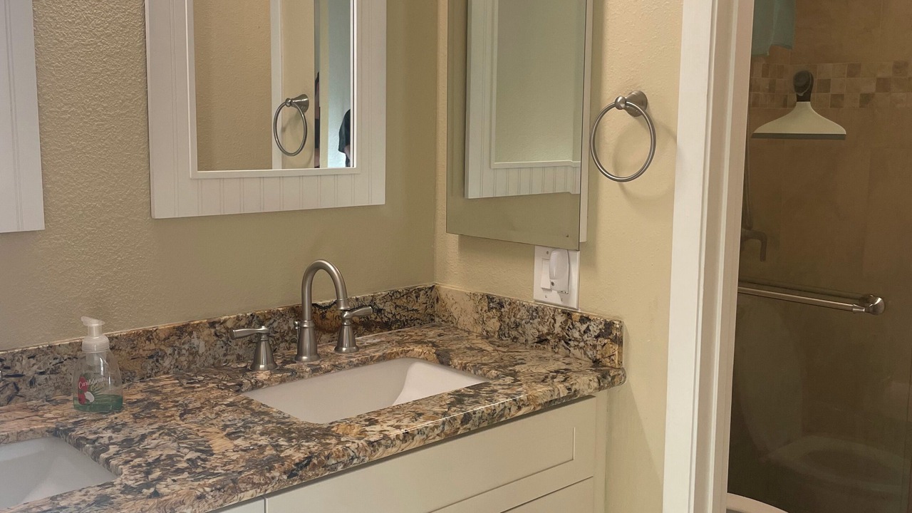 Photo of Bathroom in Kapolei