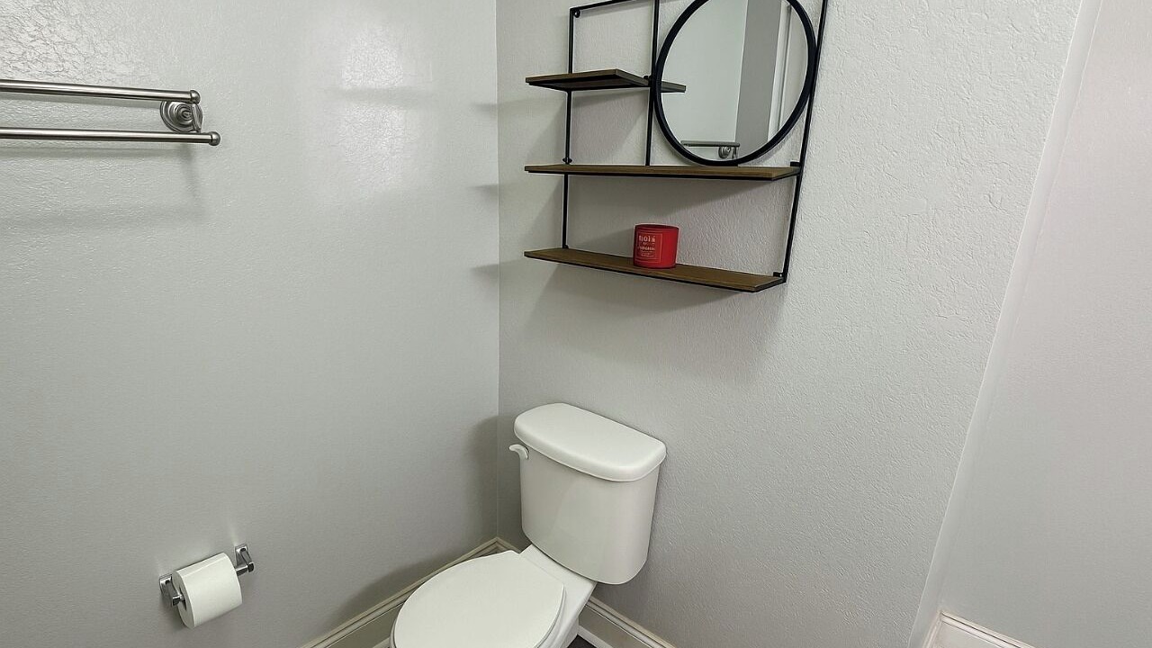 Photo of Bathroom in Venetian Bay Villages