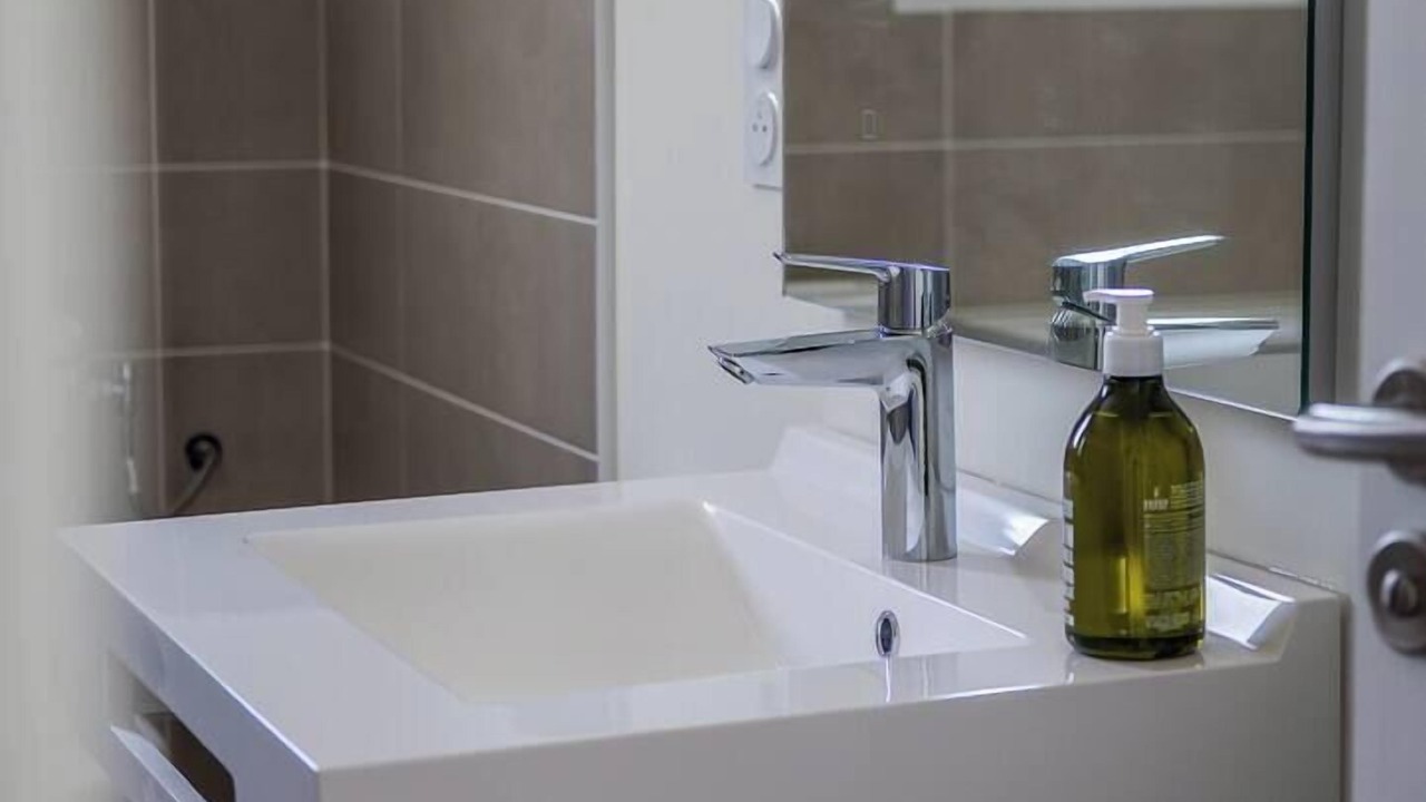 Photo of Bathroom in Grezac