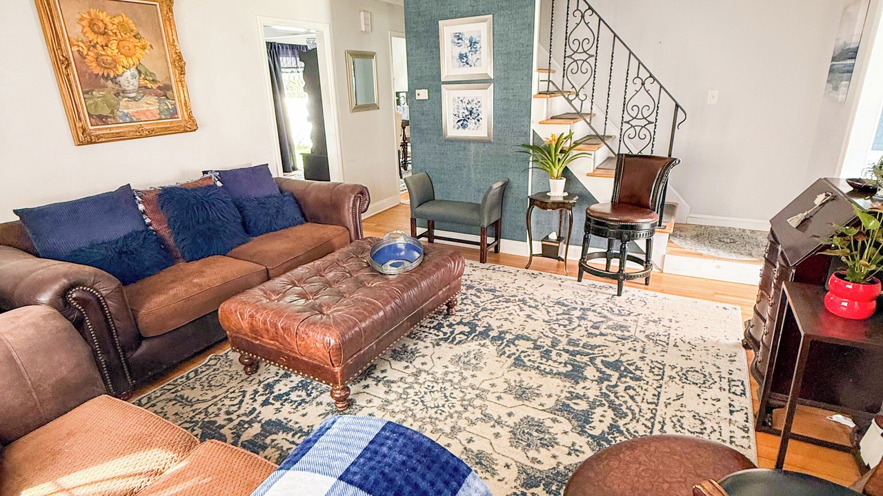 Photo of Livingroom in North Patchogue