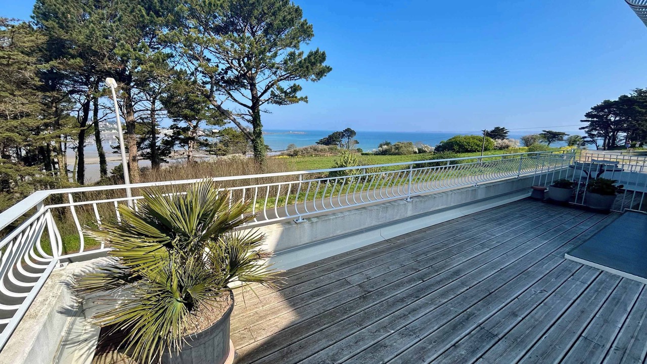 Photo of Patio Balcony in Plestin-les-Greves