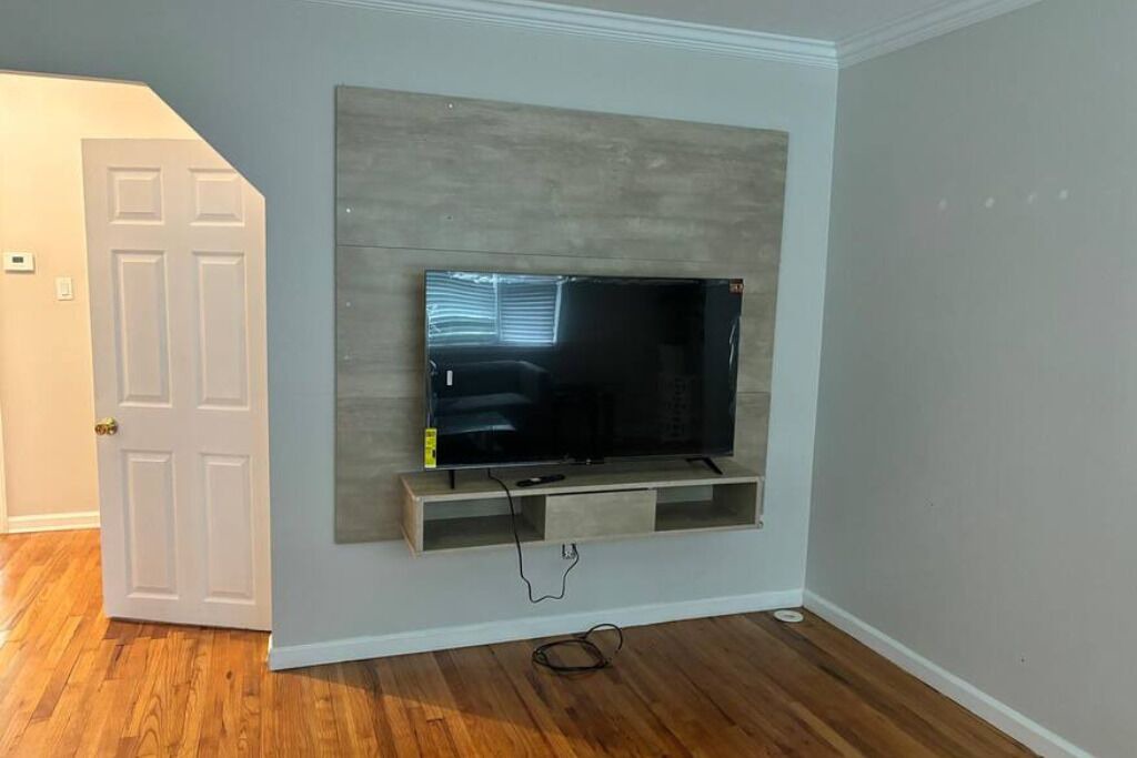 Photo of Others in Mount Freedom