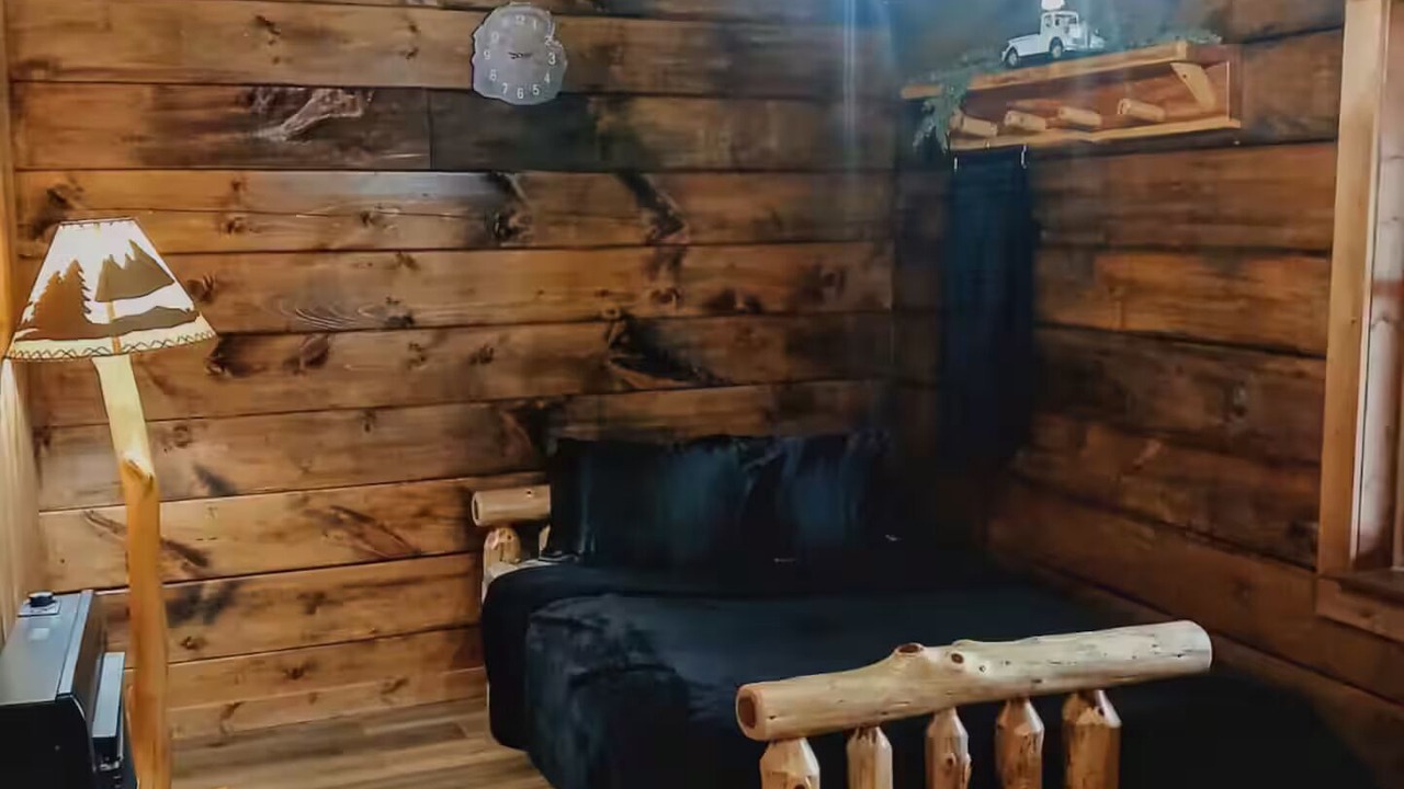 Photo of Bedroom in Jim Falls