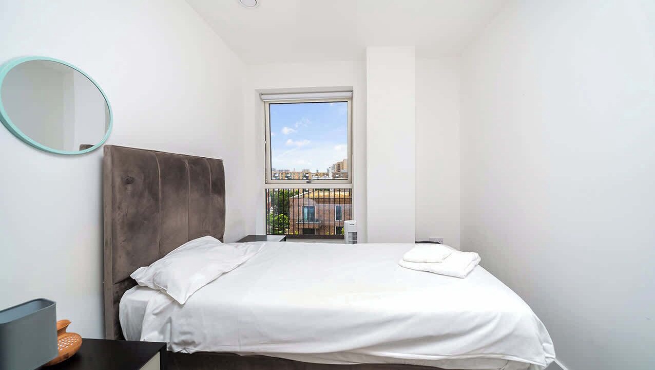 Photo of Bedroom in Royal Docks