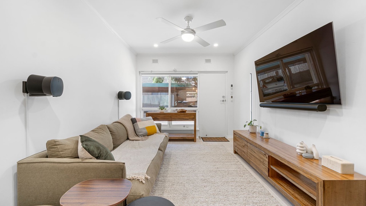 Photo of Livingroom in Henley Beach