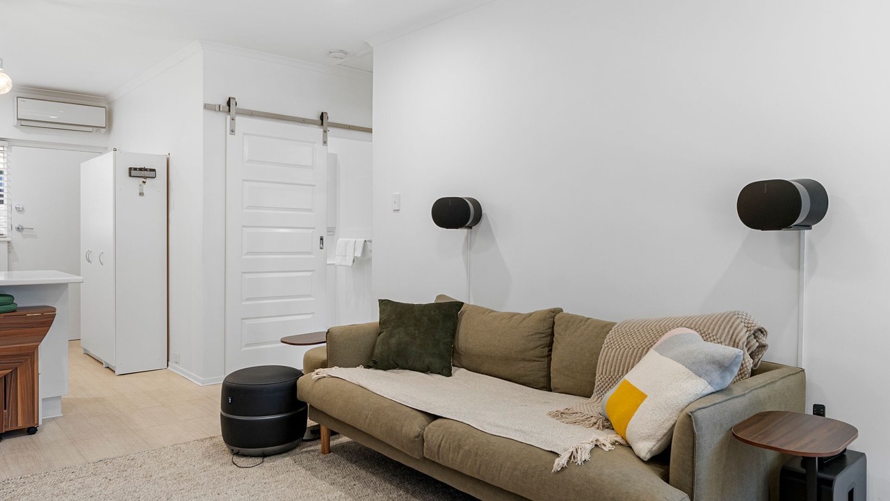 Photo of Livingroom in Henley Beach