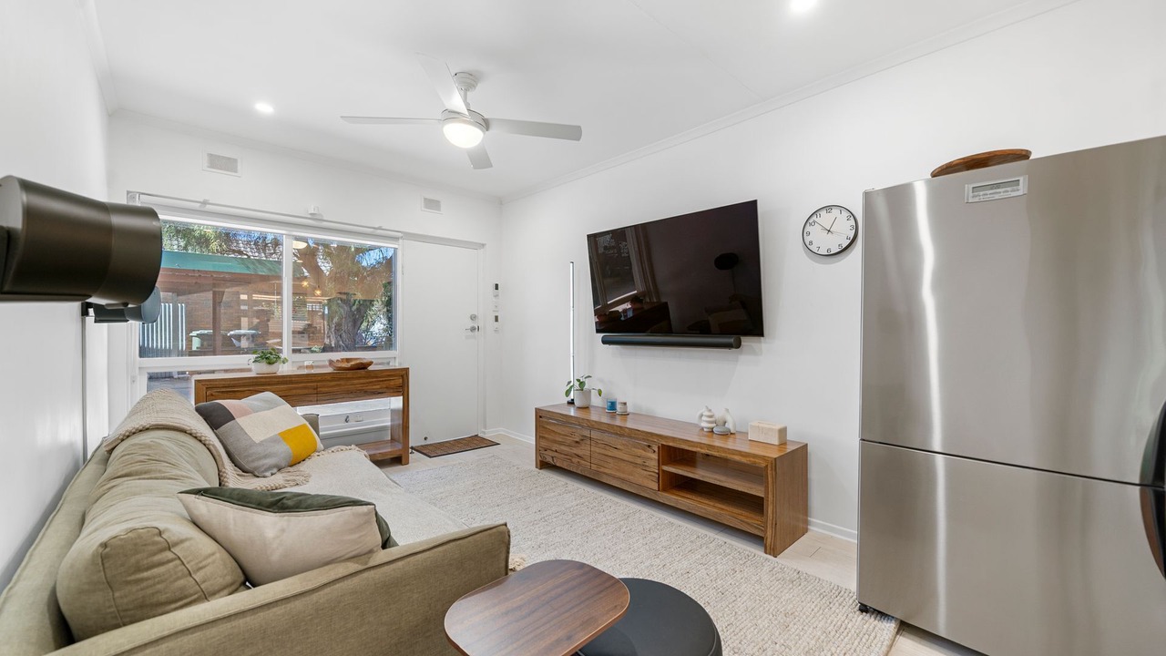 Photo of Livingroom in Henley Beach