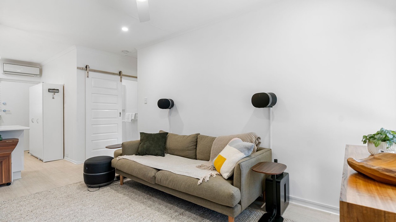 Photo of Livingroom in Henley Beach