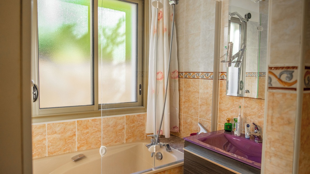 Photo of Bathroom in Giens