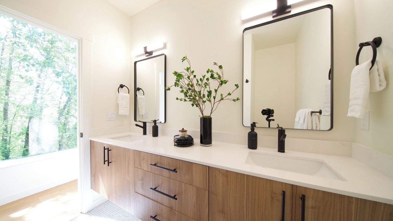 Photo of Bathroom in Atlantic