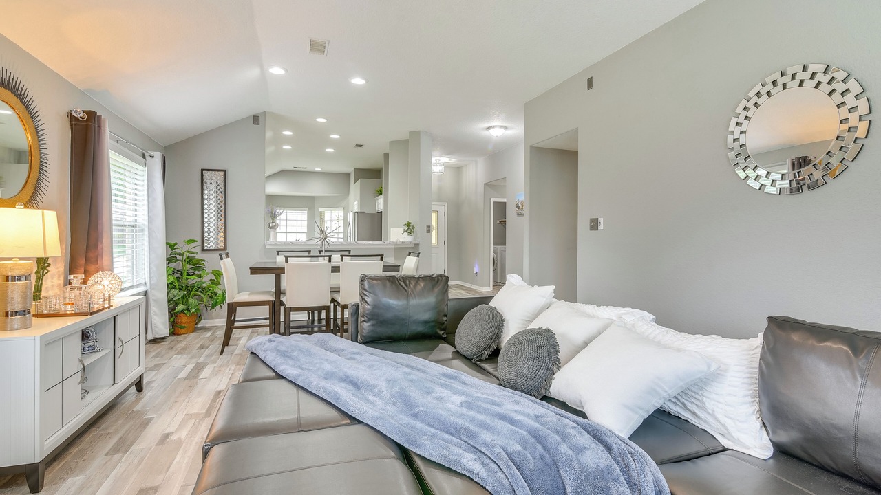 Photo of Livingroom in Barker