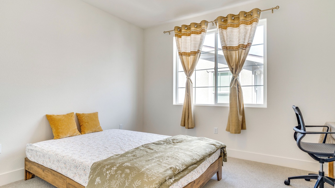 Photo of Others in Tracy