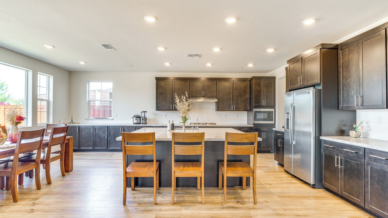 Photo of Others in Tracy