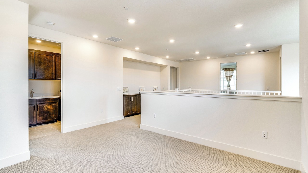 Photo of Others in Tracy