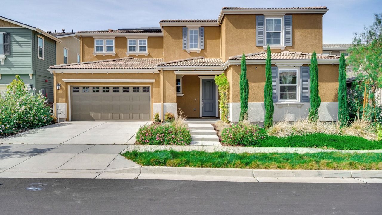 Photo of Others in Tracy